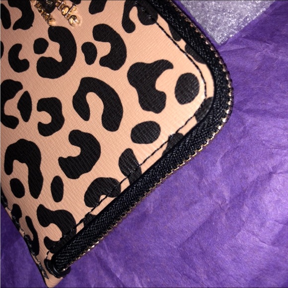 Kate Spade Darcy Medium L-Zip Cardholder - Picture 6 of 8